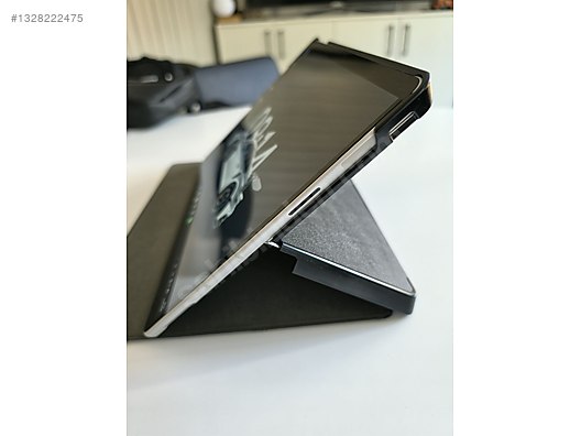 Microsoft Surface Pro 9 256 GB Tablet - 1328222475