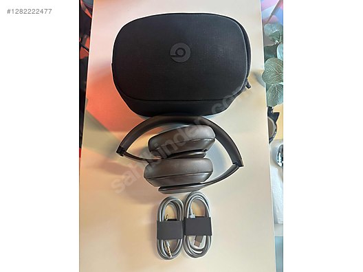 Used & Brand New Items / Cell Phones & Accessories / Accessories / Bluetooth Headphones