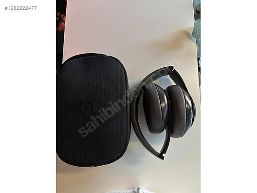 Used & Brand New Items / Cell Phones & Accessories / Accessories / Bluetooth Headphones