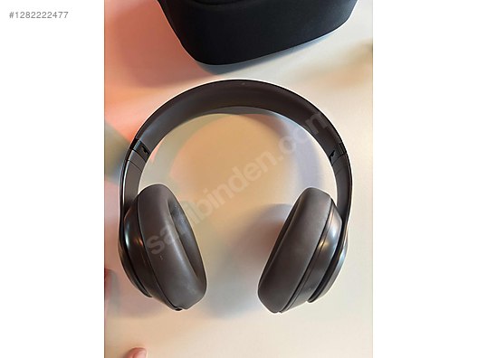 Used & Brand New Items / Cell Phones & Accessories / Accessories / Bluetooth Headphones