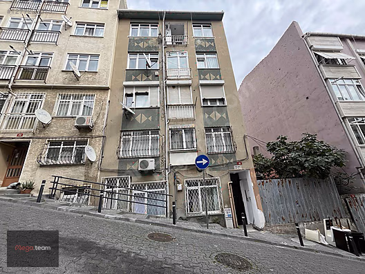 HASANPAŞA'DA SATILIK 1,5+1 DAİRE #1277223075