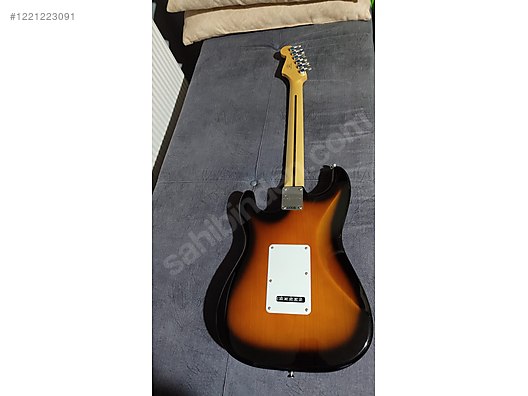 İkinci El ve Sıfır Alışveriş / Müzik / Müzik Aletleri / Telli Çalgılar / Gitar / Elektro