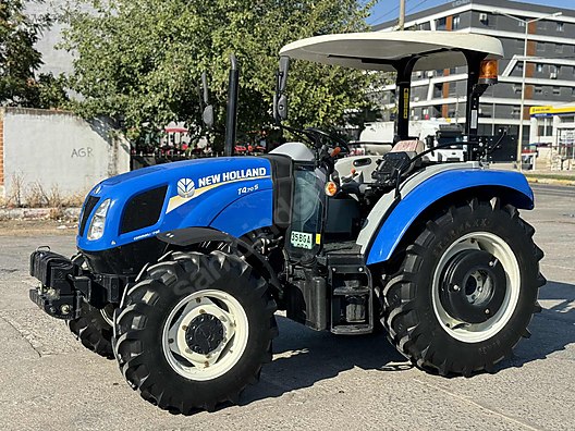 Machinery / Agricultural Machines / Tractors / New Holland / T4.70S