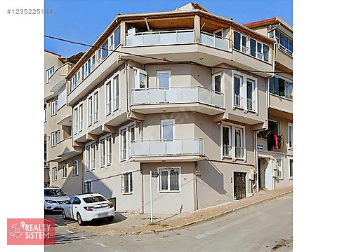 KÜLTÜR MAHALLESİNDE KÖŞE BİNA