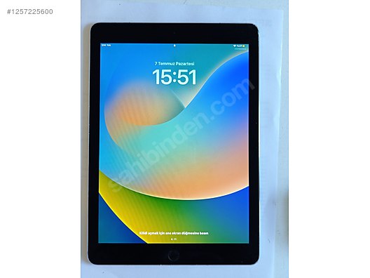 Apple iPad Pro 1 256 GB Tablet - 1257225600