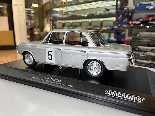 Minichamps Diecast Model 1:18 BMW Araba - 1314226141