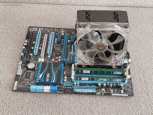 ASUS Z68 DELUXE + İ7-3770K SET / ZAMANININ EFFSANE SİSTEMİ