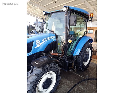 Machinery / Agricultural Machines / Tractors / New Holland / TT4.50