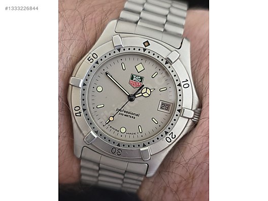 TAG Heuer Professional 　クォーツ 腕時計 Tag Heuer / TAG HEUER 2000 PROFESSIONAL 200 MT QUARTZ DIVER SAAT