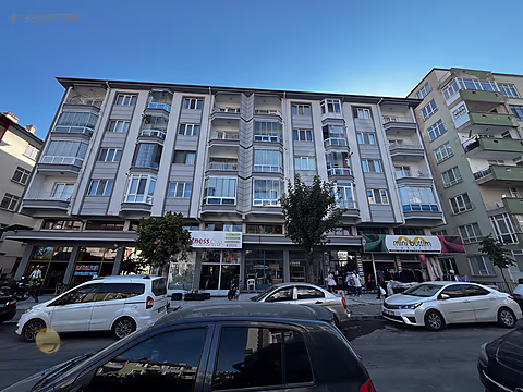 YEŞİLYOL ÜZERİNDE YENİLENMİŞ BAKIMLI 2+1 KİRALIK DAİRE