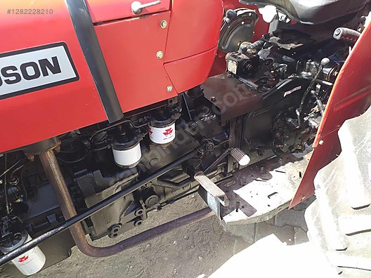 Machinery / Agricultural Machines / Tractors / Massey Ferguson / 240 S