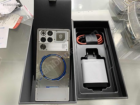 ZTE / Nubia Red Magic 11 Pro / RedMagic 11 Pro 16GB RAM 512GB