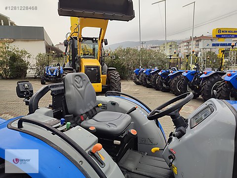 Machinery / Agricultural Machines / Tractors / New Holland / TD4.78B