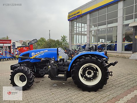 Machinery / Agricultural Machines / Tractors / New Holland / TD4.78B