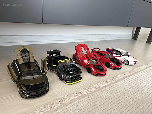 Solido Diecast Model 1:18 BMW Araba