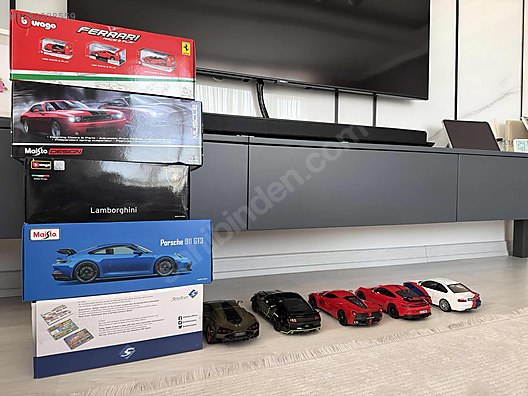 Solido Diecast Model 1:18 BMW Araba