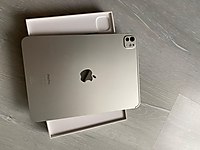 ACİL SATILIK Apple iPad Pro 11 M4 Chip 512 GB sıfır