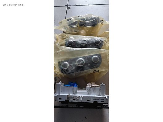 272704701R Clio 4 Captur Kalorifer Klima Kumanda Paneli Manuel