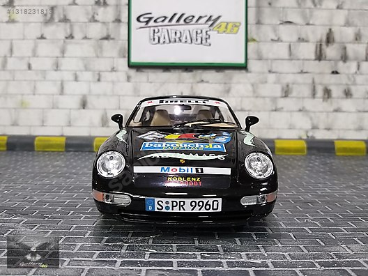 Burago Diecast Model 1:18 Porsche Araba - 1318231813