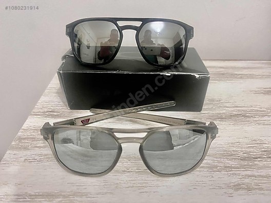 oakley latch fiyat