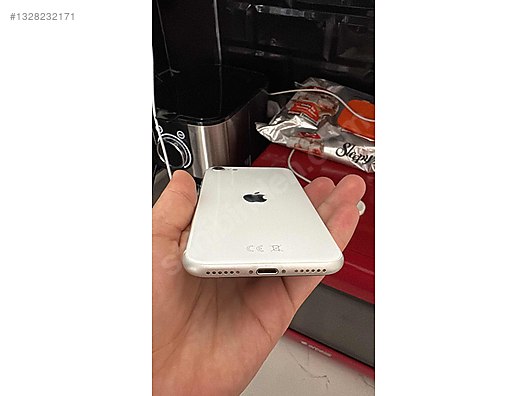 Apple / iPhone SE (2nd Gen.) / İPHONE se2.Nesli 128 gb on