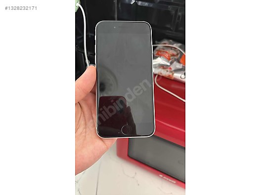 Apple / iPhone SE (2nd Gen.) / İPHONE se2.Nesli 128 gb on