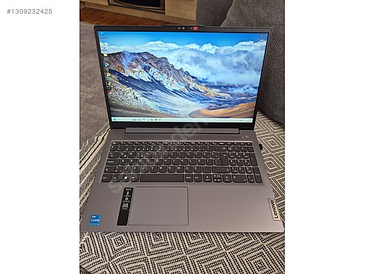 Lenovo / LENOVO İ3 1315U 8GB DDR5 512 SSD WİN11 PC BİLGİSAYAR