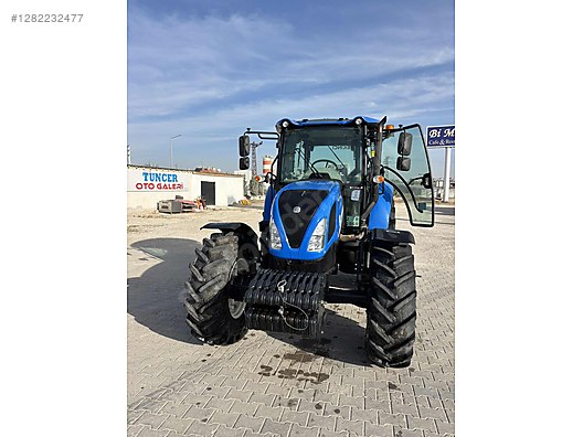 Machinery / Agricultural Machines / Tractors / New Holland / TR5.110