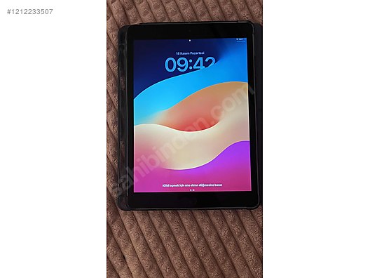 Apple iPad 8 32 GB Tablet - 1212233507