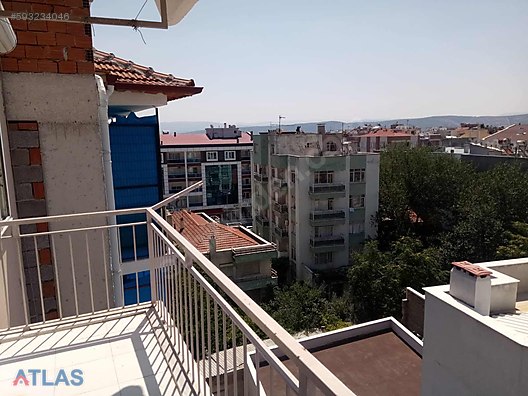 Emlak Ofisinden 3+1, m2 Kiralık Daire 825 TL�ye