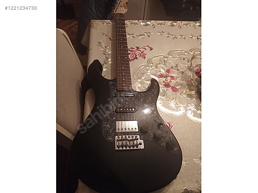 İkinci El ve Sıfır Alışveriş / Müzik / Müzik Aletleri / Telli Çalgılar / Gitar / Elektro