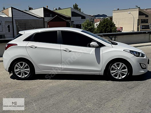 Vasıta / Otomobil / Hyundai / i30 / 1.6 GDi / Style