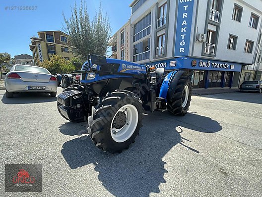 Machinery / Agricultural Machines / Tractors / New Holland / T4.95F