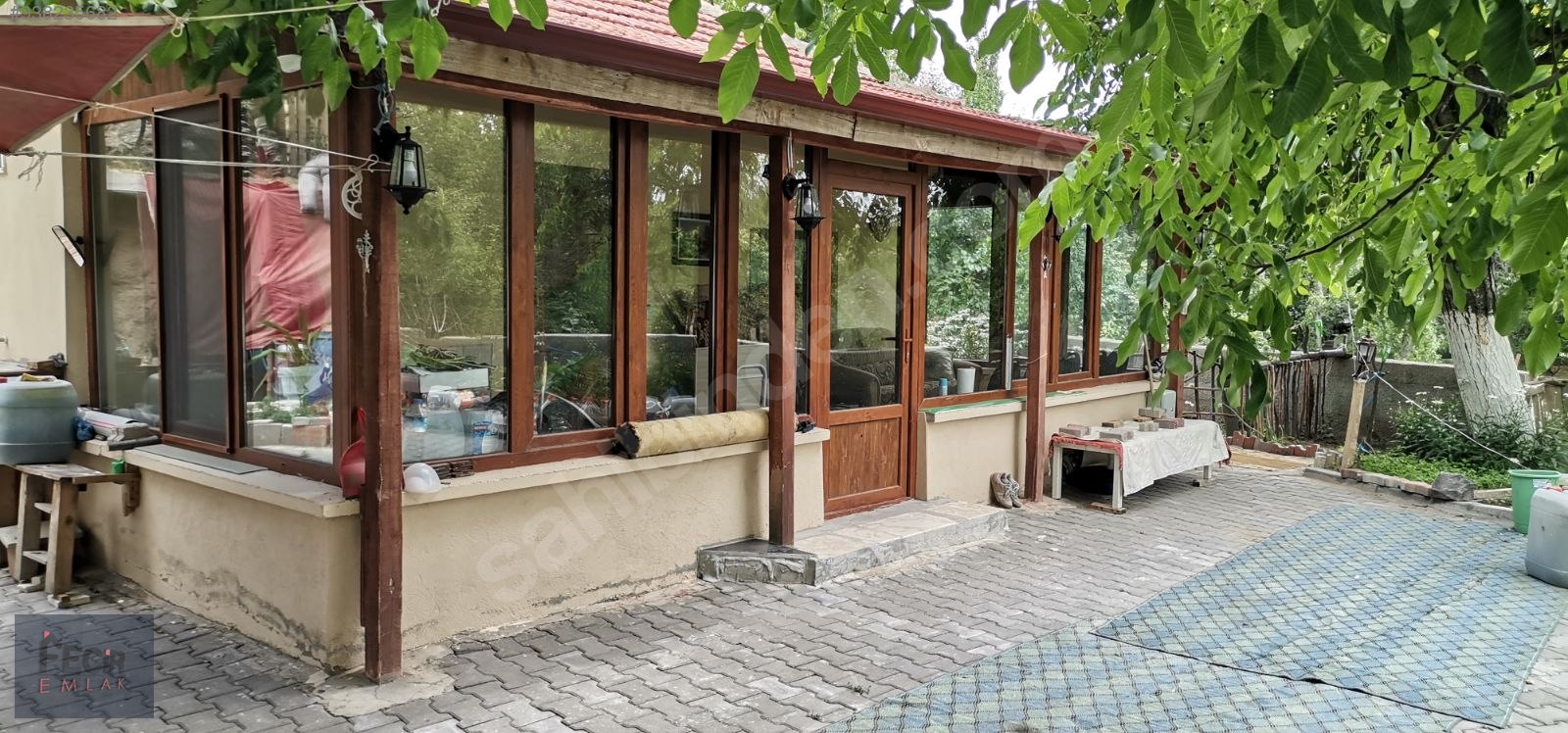 FECİR EMLAK�TAN SATILIK NAR�DA 980 M2 BAĞ VE BAĞ EVİ Satılık Arsa