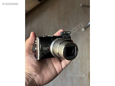 Compact / Canon / PowerShot SX200 IS / Canon PowerShot SX200 IS on
