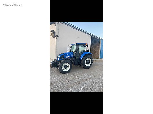 Machinery / Agricultural Machines / Tractors / New Holland / TR5.90