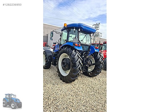 Machinery / Agricultural Machines / Tractors / New Holland / TD5.110