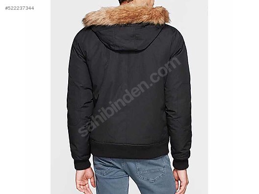 Mavi Jeans Kürklü Kapşonlu Mavi Jeans Erkek Mont Kaban Modelleri