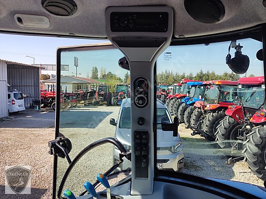 Machinery / Agricultural Machines / Tractors / New Holland / TD5.110