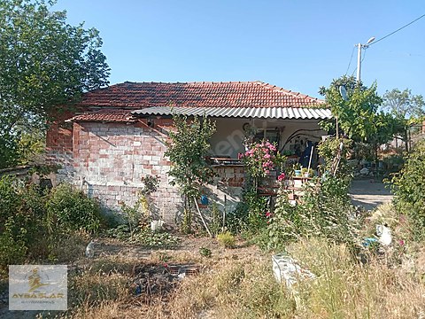 Aybaşlardan satılık müstakil köy evi