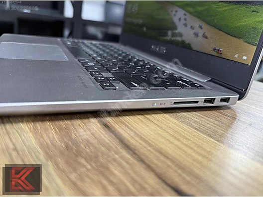Asus / Asus Zenbook UX410u 14 i7 8550u 16gb Ram 256gb SSD