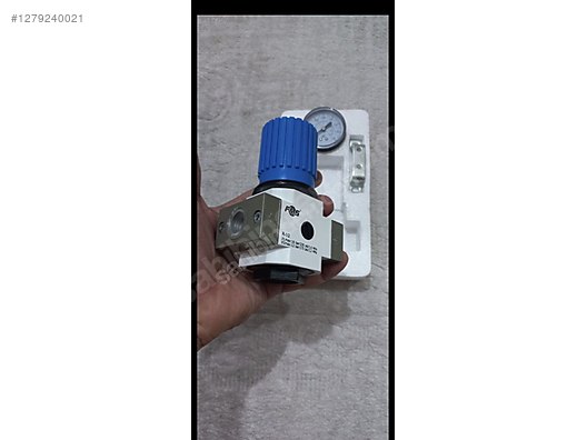 Used & Brand New Items / Electronics / Diagnostic & Test Devices / Pressure Gauge