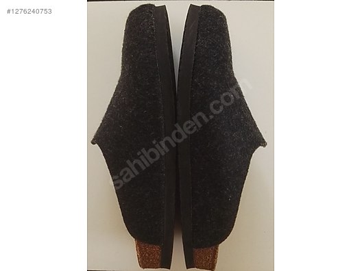 Used & Brand New Items / Clothing & Accessories / Men / Shoes / Slippers