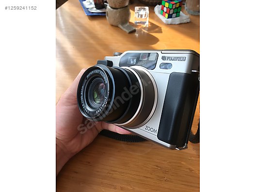 ジャンクFUJIFILM GA645Zi Used Fujifilm GA645Zi Profesional Medium Format Camera – Cambrian