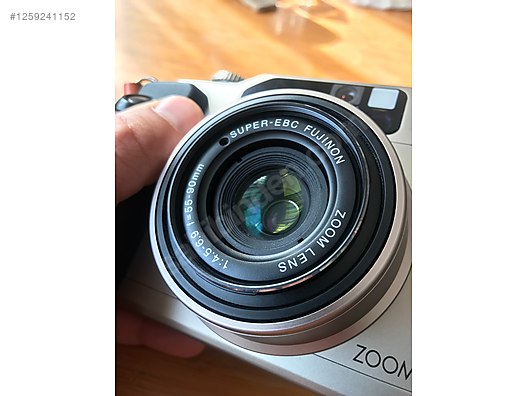 Medium Format / SLR (Single Lens Reflex ) / Fuji GA645Zi 6x4.5 55
