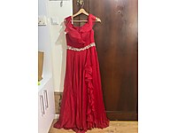 Kırmızı kayık yaka abiye elbise