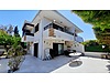 ÇEŞME ALAÇATI DA KİRALIK BAHÇELİ 2+1 VİLLA