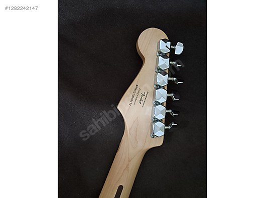 Squier Elektro Gitar