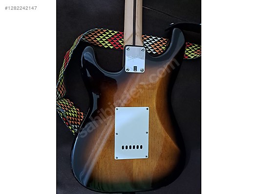 İkinci El ve Sıfır Alışveriş / Müzik / Müzik Aletleri / Telli Çalgılar / Gitar / Elektro