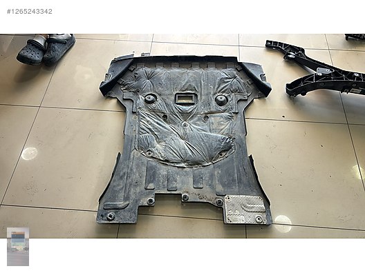 BMW X3 F25 MOTOR ALT MUHAFAZA 51757213662 - İlan ve alışverişte
